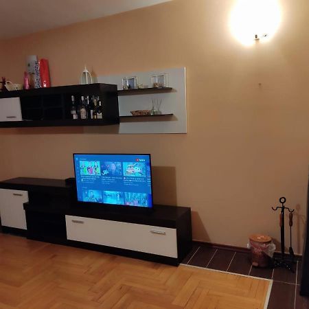 Ferienwohnung Topla Porodicna Kuca Berane Exterior foto