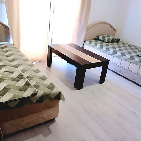 Ferienwohnung Topla Porodicna Kuca Berane Exterior foto