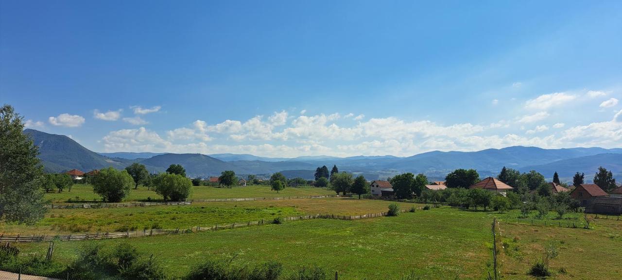 Ferienwohnung Topla Porodicna Kuca Berane Exterior foto